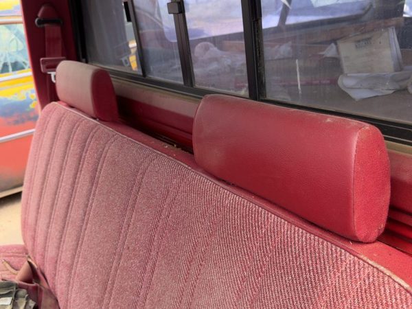 1987-1996 Dodge Dakota Pair Of Front Headrests Oem Left Right Set Seat Red — photo 1