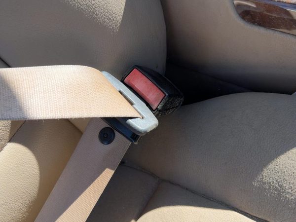 00-06 Bmw X5 Passenger Right Front Seat Belt Buckle Receiver Oem E53 Beige Lchc — photo 4