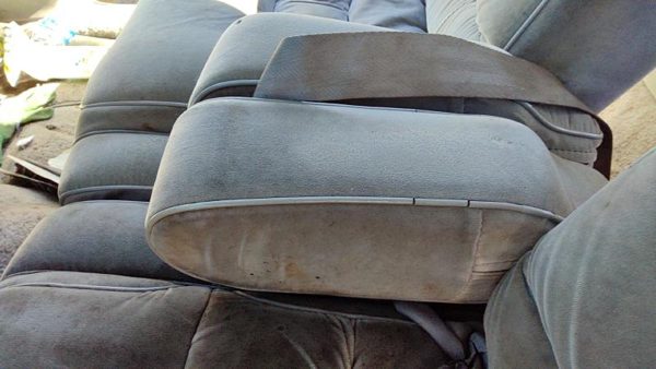 1983-1991 Mercury Grand Marquis Driver Left Front Arm Rest Side Seat Oem Gray — photo 2