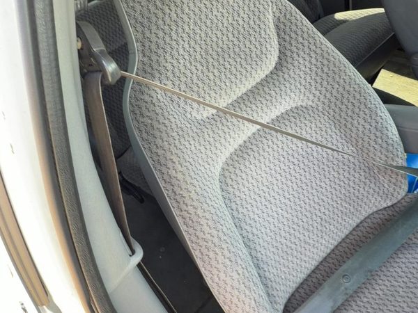99 Town & Country Passenger Right Front Seat Belt Retractor Shoulder Taupe All5 — photo 4