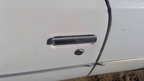 78-87 Buick Regal Driver Left Front Outside Door Handle Oem White — photo 2