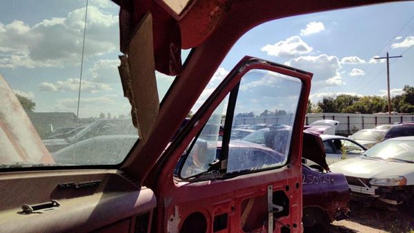 1987-1991 Ford F150 Passenger Right A Pillar Trim Windshield Post Panel Oem Red — photo 3