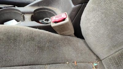 2002-2005 Legacy Outback Driver Left Front Seat Belt Buckle Receiver Oem Tan