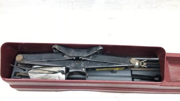 1990 Chevy Silverado 1500 Jack Tool Kit Set Assembly With Tray Spare Oem — photo 11