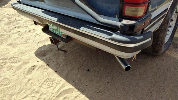1983-1994 Chevy S10 Blazer Rear Bumper Assembly Oem Back 15961871 — photo 2