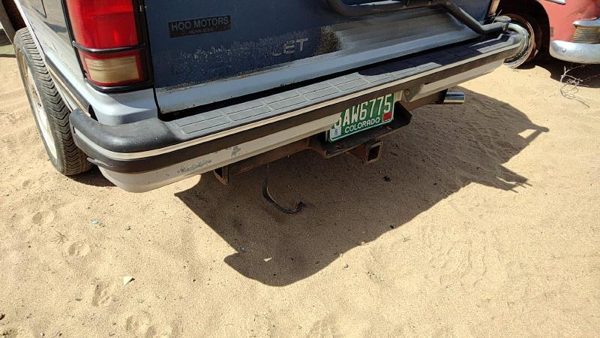 1983-1994 Chevy S10 Blazer Rear Bumper Assembly Oem Back 15961871 — photo 4