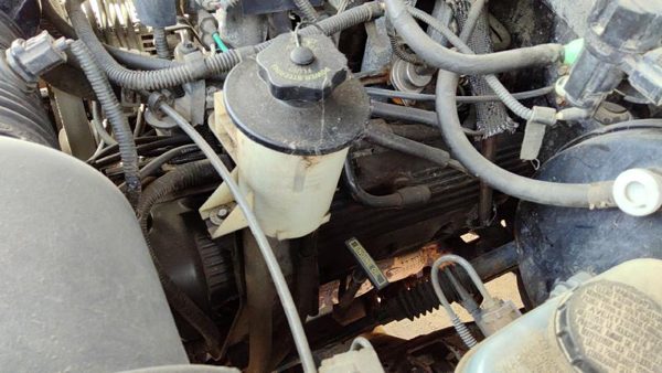 1997 Ford F-150 Valve Cover F150 4.6L — photo 3