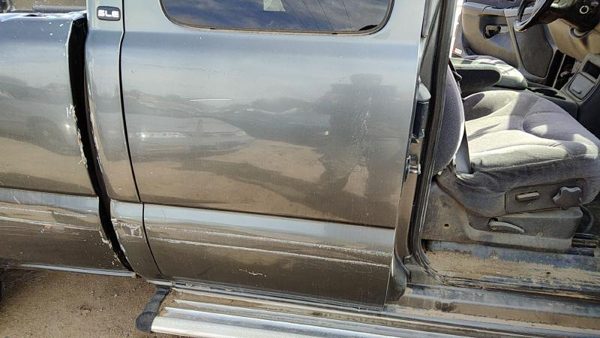2001 GMC Sierra Rear Door RH Gray 14U — photo 3