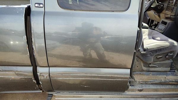 2001 GMC Sierra Rear Door RH Gray 14U — photo 1