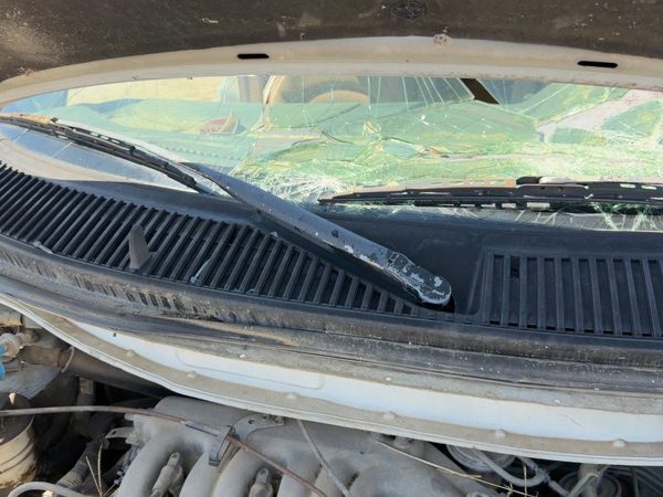 1996-1998 Mercury Villager Windshield Wiper Cowl Vent Trim Panel Oem Cover — photo 4