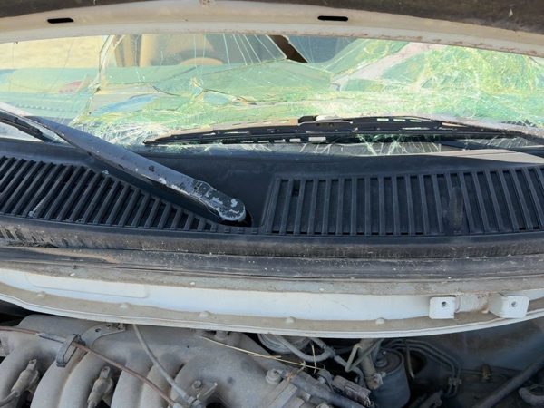 1996-1998 Mercury Villager Windshield Wiper Cowl Vent Trim Panel Oem Cover — photo 5