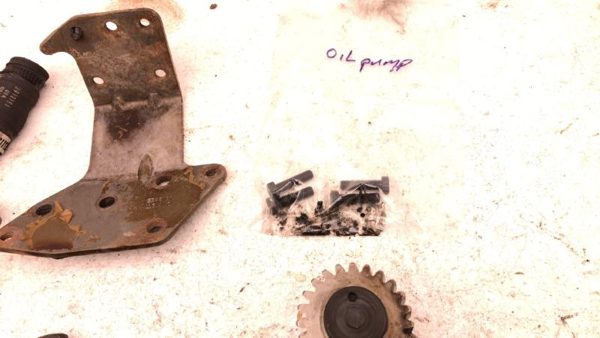 2001 Dodge Ram 2500 Engine Hardware Oem Misc Engine Parts Bolts 5.9L Cummins — photo 9