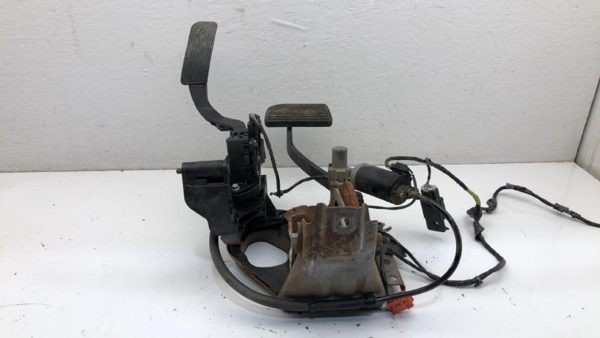 2007 Yukon Xl Denali Complete Power Adjustable Brake And Gas Pedal Assembly Oem — photo 8