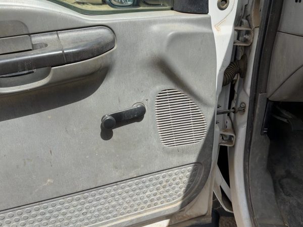 2005-2007 Ford F350 Driver Left Front Door Trim Panel Manual Gray 5C3Z2523943Dab — photo 8