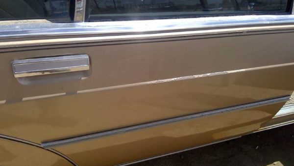 1985 Oldsmobile Delta 88 Rear Door RH Gold — photo 4