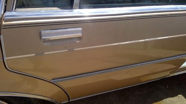 1985 Oldsmobile Delta 88 Rear Door RH Gold — photo 3
