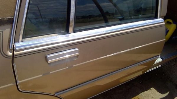 1985 Oldsmobile Delta 88 Rear Door RH Gold — photo 12