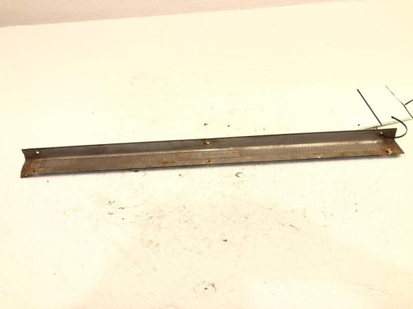 1971 Datsun Nissan 240Z Passenger Right Door Sill Step Trim Kick Oem — photo 11