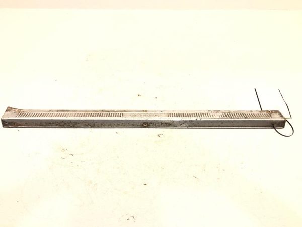 1971 Datsun Nissan 240Z Passenger Right Door Sill Step Trim Kick Oem — photo 4
