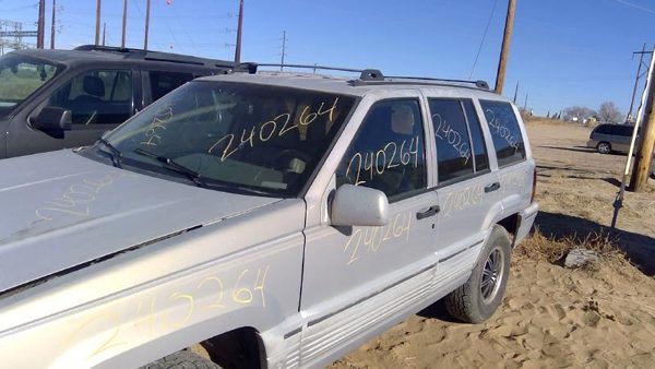 1994 Jeep Grand Cherokee — vehicle photo 10