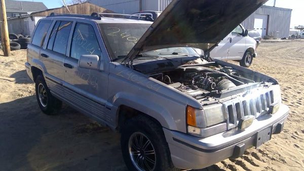 1994 Jeep Grand Cherokee — vehicle photo 7