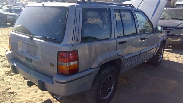 1994 Jeep Grand Cherokee — vehicle photo 6