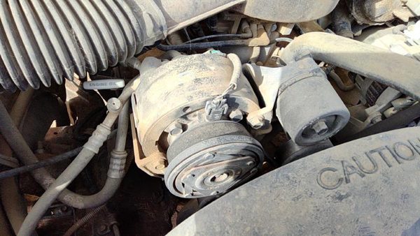 1994-1995 Chevy Silverado 1500 Mount Bracket Set For Ac Compressor Oem — photo 1