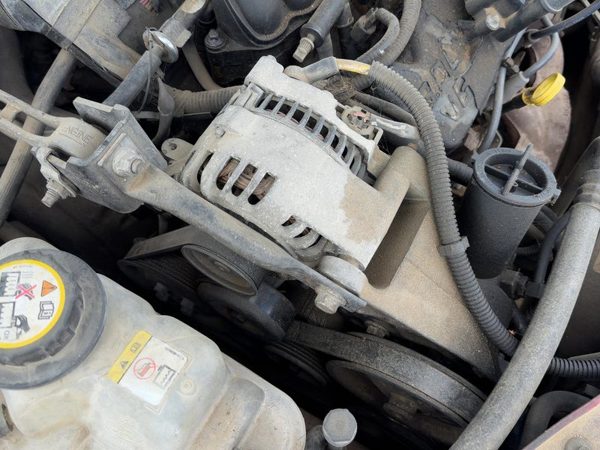 2000-2001 Ford Taurus Alternator 3.0L 130 Amp Yf1Z10346Farm — photo 1
