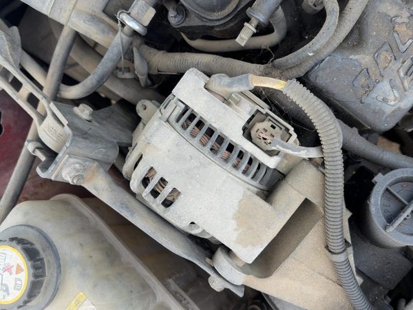 2000-2001 Ford Taurus Alternator 3.0L 130 Amp Yf1Z10346Farm — photo 5
