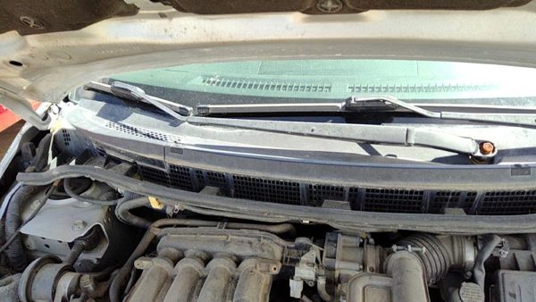 Nissan Versa Passenger Right Windshield Wiper Arm Oem Blade Lever 22917498 — photo 1