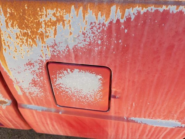 82-93 Chevy S10 Pickup Fuel Tank Door With Hinge Gas Lid Oem Filler Red — photo 4