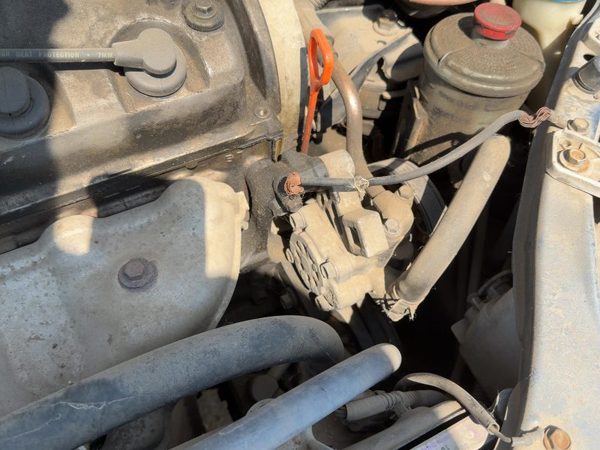 1996-2000 Honda Civic Power Steering Pump With Mount Bracket Oem 1.6L — photo 1
