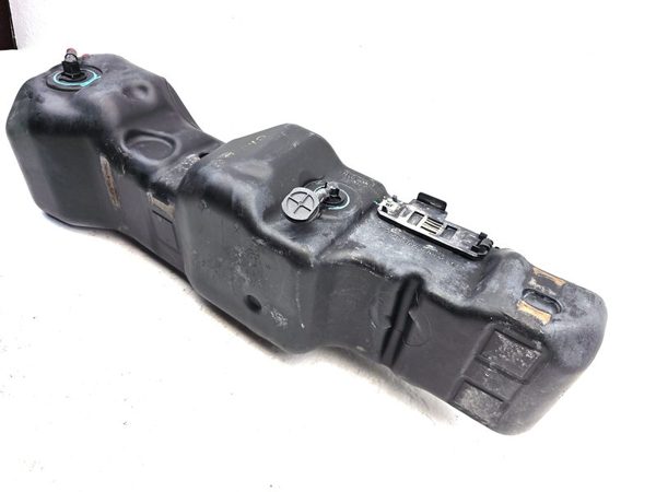 16-17 Dodge Ram 4500 Def Tank With Pump 68228572Ab — photo 3