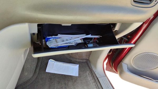 2005-2007 Town Country Glove Box Assembly Complete Door With Latch Oem Khaki J1 — photo 4