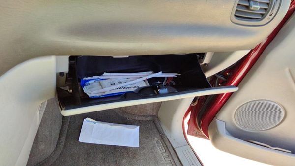 2005-2007 Town Country Glove Box Assembly Complete Door With Latch Oem Khaki J1 — photo 3