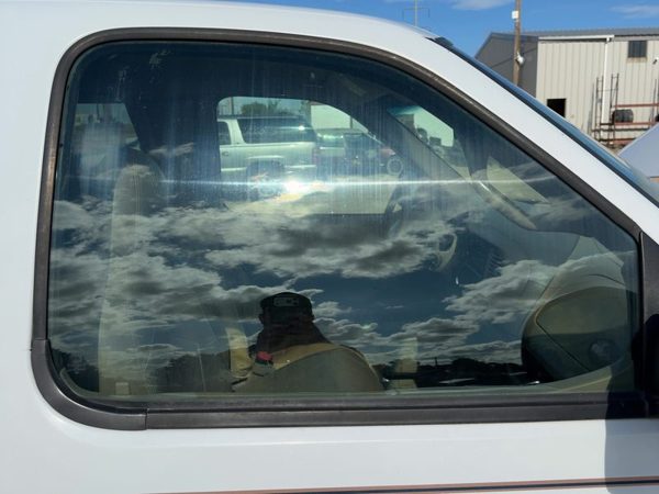 1997-2004 Ford F150 Passenger Right Front Side Window Door Glass Oem — photo 1
