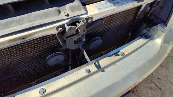 2000-2004 Legacy Outback Hood Latch Assembly With Bracket Oem — photo 5