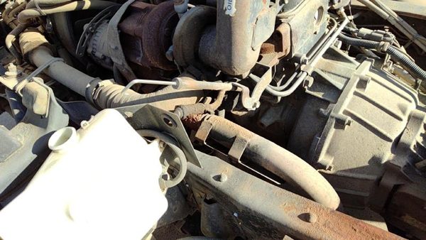 92-98 Isuzu Npr Engine Oil Dipstick With Tube Oem 4Bd2 3.9L — photo 1