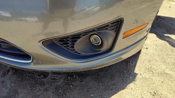 2006-2012 Ford Fusion Passenger Right Front Fog Light Lamp Oem Bumper Mounted — photo 2