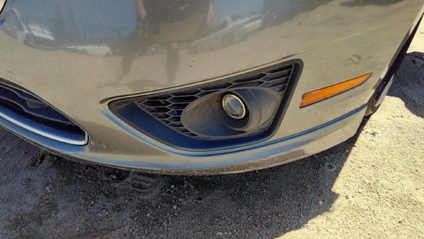 2006-2012 Ford Fusion Passenger Right Front Fog Light Lamp Oem Bumper Mounted — photo 3
