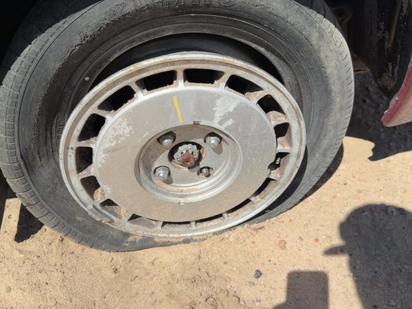 1987 Nissan Maxima 15" Aluminum Wheel Oem Factory Rim #1 15X6 Alloy 4030038E27 — photo 4