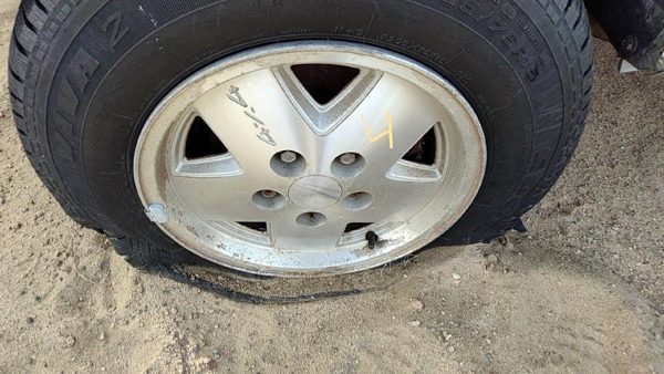 1983-1993 Chevy S10 Pickup 15" Aluminum Wheel Oem Factory Rim 5 Slot 4X4 #4 — photo 1