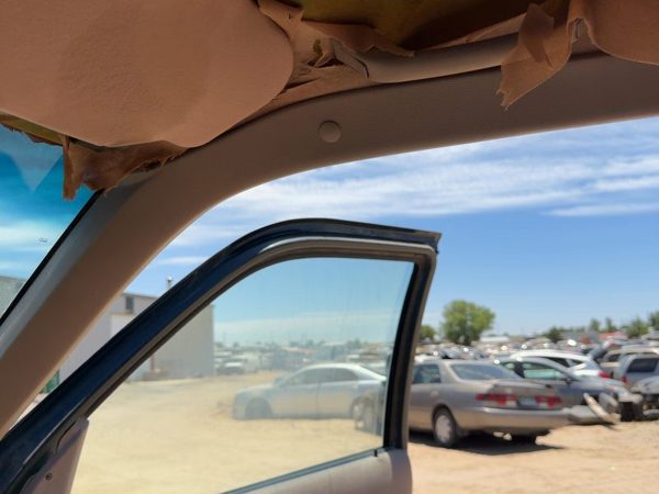 94 Explorer 2 Dr Passenger Right A Pillar Trim Windshield Post Panel Oem Tan — photo 7