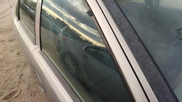 1995-2000 Ford Contour Passenger Right Front Side Window Door Glass Oem — photo 4