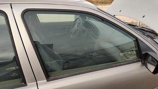 1995-2000 Ford Contour Passenger Right Front Side Window Door Glass Oem — photo 1