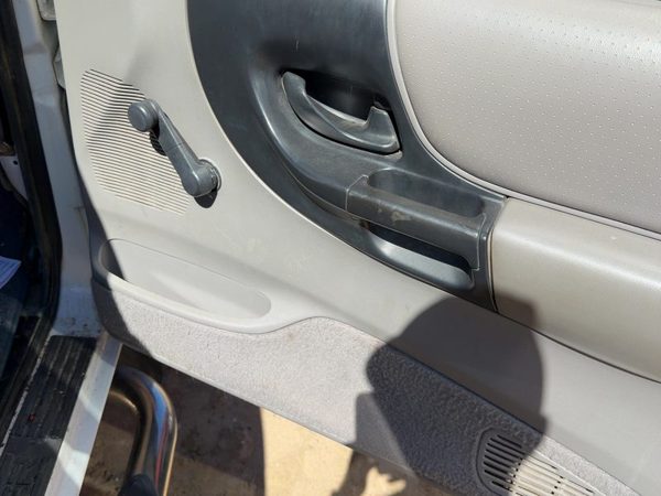 1995-1997 Ford Ranger Passenger Right Front Door Trim Panel Manual Gray G2 — photo 8
