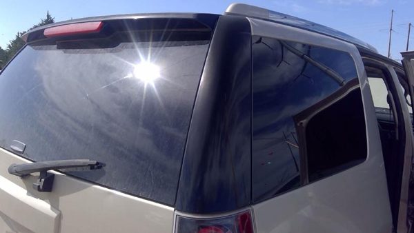 2007 Yukon Denali Passenger Right Rear Moulding On Quarter Panel Oem 15791314 — photo 3