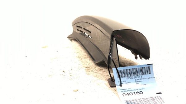 2007 Yukon Denali Passenger Right Rear Moulding On Quarter Panel Oem 15791314 — photo 6