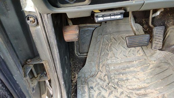 82-94 Chevy S10 Pickup Parking Brake Pedal Assembly Oem Complete Emergency Unit — photo 2