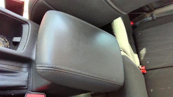 2015-2018 Ford Focus Center Console Lid Only Oem Arm Rest Fold Down Black Yw — photo 3